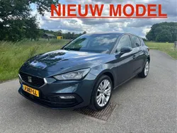 Grijs Gebruikt 2020 Seat Leon Style Hatchback | € 13.250 (Iets duurder)