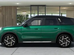 Groen Nieuw 2025 Mini Countryman Favoured SUV | € 52.257 (Eerlijke prijs)