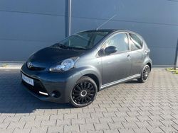 Grijs Gebruikt 2012 Toyota Aygo Hatchback | € 4.999 (Eerlijke prijs)