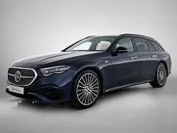 Donker nauticblauw metallic Nieuw 2025 Mercedes 300 Sport Edition Stationwagen | € 88.970 (Eerlijke prijs)