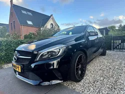 Zwart Gebruikt 2017 Mercedes A180 Ambition Hatchback | € 14.950 (Eerlijke prijs)
