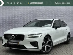 Wit Gebruikt 2020 Volvo V60 R-Design Stationwagen | € 33.899 (Eerlijke prijs)