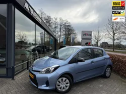 Blauw Gebruikt 2013 Toyota Yaris Hybrid Comfort Hatchback | € 12.450 (Eerlijke prijs)