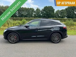 Zwart Gebruikt 2020 Alfa Romeo Stelvio Sprint SUV | € 45.950 (Eerlijke prijs)