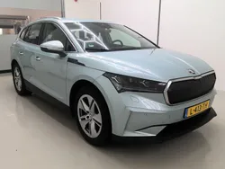 Grijs Gebruikt 2021 Skoda Enyaq iV SUV | € 24.900 (Goede deal)