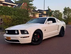 Wit Gebruikt 2007 Ford Mustang Sedan | € 18.500 (Eerlijke prijs)
