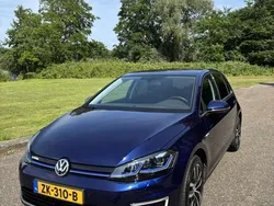 Blauw Gebruikt 2019 VW e-Golf Hatchback | € 12.750 (Eerlijke prijs)