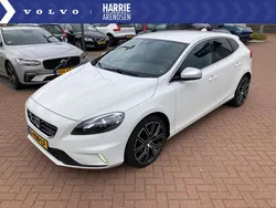 Wit Gebruikt 2014 Volvo V40 R-Design Stationwagen | € 15.694 (Eerlijke prijs)