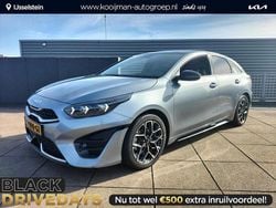 Lunar silver m Gebruikt 2023 Kia ProCeed GT-Line Hatchback | € 32.649 (Eerlijke prijs)
