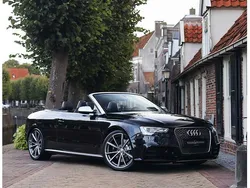 Zwart Gebruikt 2013 Audi RS5 Comfort Cabriolet | € 57.950