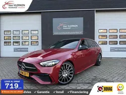 Rood, metallic lak Gebruikt 2023 Mercedes C200 AMG line Stationwagen | € 44.900