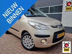 Beige, metallic lak Gebruikt 2009 Hyundai i10 Dynamiq Hatchback | € 1.950 (Super prijs)