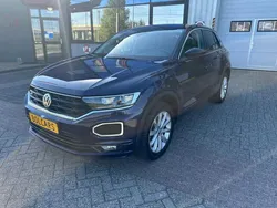 Blauw Gebruikt 2020 VW T-Roc Business SUV | € 23.950 (Super prijs)