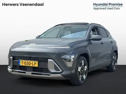 Ecotronic gray pearl (pe2) Gebruikt 2023 Hyundai Kona Premium SUV | € 34.985