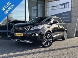 Zwart Gebruikt 2021 Peugeot 5008 MPV | € 18.250 (Goede deal)