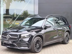 Zwart Gebruikt 2024 Mercedes GLB200 AMG line SUV | € 62.888 (Duur)