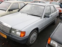 Grijs Gebruikt 1986 Mercedes 190 Sedan | € 6.900