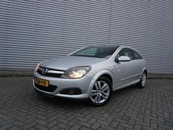 Grijs (metallic) Gebruikt 2008 Opel Astra GTC Sport Hatchback | € 3.450 (Eerlijke prijs)