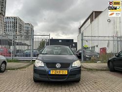 Grijs Gebruikt 2006 VW Polo Trendline Hatchback | € 1.750 (Duur)