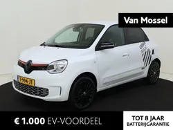 Wit Gebruikt 2024 Renault Twingo Urban Night Hatchback | € 18.930 (Duur)