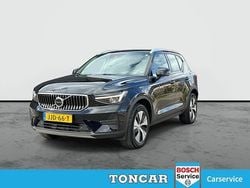 Zwart Gebruikt 2022 Volvo XC40 Core SUV | € 31.685 (Super prijs)