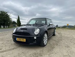 Zwart Gebruikt 2006 Mini Cooper S Hatchback | € 6.999 (Eerlijke prijs)