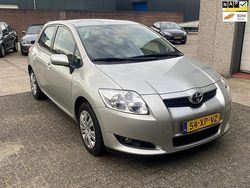 Grijs (metallic) Gebruikt 2007 Toyota Auris Sol Hatchback | € 4.995 (Eerlijke prijs)