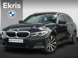 Zwart Gebruikt 2021 BMW 320 Basis Stationwagen | € 35.900 (Eerlijke prijs)