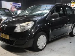 Zwart Gebruikt 2008 Renault Twingo Authentique Hatchback | € 2.250 (Eerlijke prijs)