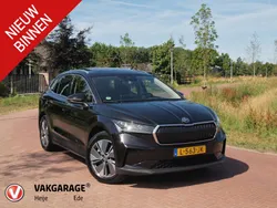 Zwart Gebruikt 2021 Skoda Enyaq iV SUV | € 30.245 (Eerlijke prijs)