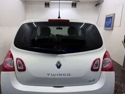 Geel Gebruikt 2012 Renault Twingo Collection Hatchback | € 3.000 (Goede deal)