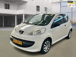 Wit Gebruikt 2007 Peugeot 107 Hatchback | € 1.995 (Eerlijke prijs)