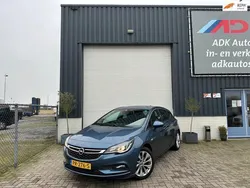 Zwart Gebruikt 2017 Opel Astra Innovation Hatchback | € 6.750 (Iets duurder)