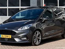Grijs, metallic lak Gebruikt 2019 Ford Fiesta ST-Line Hatchback | € 17.450 (Iets duurder)
