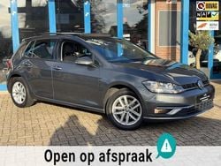 Grijs Gebruikt 2019 VW Golf VII Highline Hatchback | € 16.500 (Goede deal)