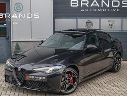 Zwart Gebruikt 2022 Alfa Romeo Giulia Veloce Sedan | € 46.950 (Eerlijke prijs)