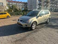 Beige Gebruikt 2007 Mitsubishi Outlander Intense SUV | € 3.200