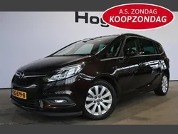Bruin, metallic lak Gebruikt 2017 Opel Zafira Edition MPV | € 11.940 (Eerlijke prijs)