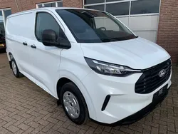 Wit Nieuw 2024 Ford Transit Custom Trend Van | € 30.950 (Super prijs)
