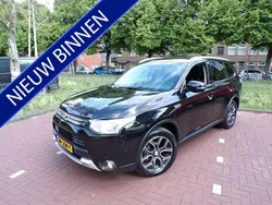 Zwart Gebruikt 2015 Mitsubishi Outlander P-HEV Edition SUV | € 10.944 (Super prijs)