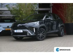 Zwart Gebruikt 2023 Toyota Yaris Cross X-plore SUV | € 29.900 (Eerlijke prijs)