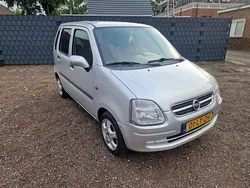 Grijs Gebruikt 2003 Opel Agila Hatchback | € 1.499 (Iets duurder)