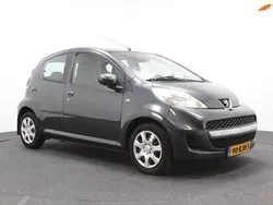 Grijs Gebruikt 2011 Peugeot 107 Hatchback | € 3.995 (Eerlijke prijs)