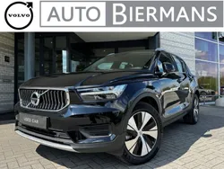 Zwart Gebruikt 2022 Volvo XC40 Inscription SUV | € 38.890 (Eerlijke prijs)