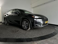 Zwart Gebruikt 2020 Lexus UX 300e Business Edition SUV | € 19.950