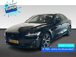 Zwart Gebruikt 2021 Volvo S60 R-Design Sedan | € 24.990 (Goede deal)