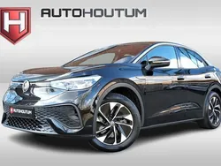 Zwart, metallic lak Gebruikt 2023 VW ID.5 Pro SUV | € 33.895 (Goede deal)