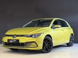 Geel Gebruikt 2021 VW Golf VIII Business Hatchback | € 21.800 (Eerlijke prijs)