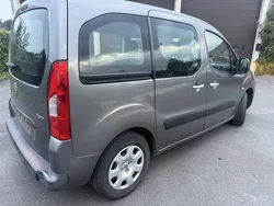 Grijs Gebruikt 2011 Peugeot Partner Tepee MPV | € 3.950 (Eerlijke prijs)