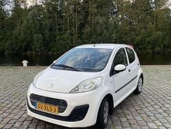 Wit Gebruikt 2012 Peugeot 107 Access Hatchback | € 2.500 (Super prijs)